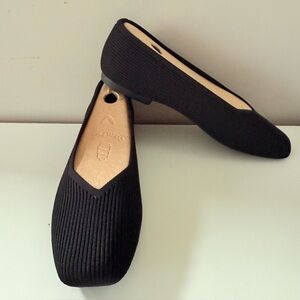 Vivaia Womens Margot 2.0 Square Toe V-Cut Flats Black Knit Size US 11 EU 43
